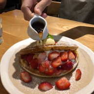 เมนูของร้าน Roast เอ็มควอเทียร์