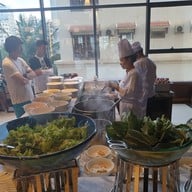 เมนูของร้าน Kim So'n Restaurant