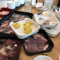 ชาบูนางใน แปดริ้ว