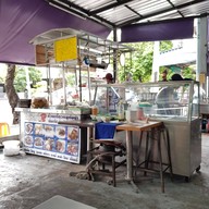 บรรยากาศ โกบู้รสซิ่ง สาขา 2