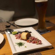 Parlour Restaurant & Bar คริสตัล ดีไซน์เซ็นเตอร์