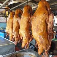 บรรยากาศ พร เป็ดพะโล้ดอนเมือง