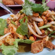 เมนูของร้าน ลุงเหลิม