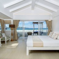 โรงแรม ถาวร บีช วิลเลจ รีสอร์ท แอนด์ สปา