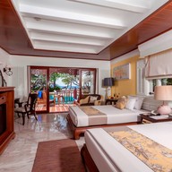 โรงแรม ถาวร บีช วิลเลจ รีสอร์ท แอนด์ สปา