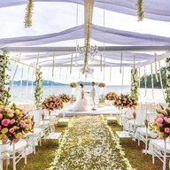 โรงแรม ถาวร บีช วิลเลจ รีสอร์ท แอนด์ สปา