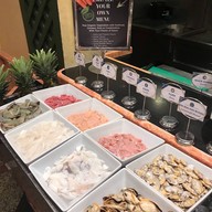 92 Cafe  โรงแรมโกลด์เด้น ทิวลิป