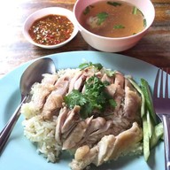เมนูของร้าน ฟาติน ช้าวมันไก่อิสลาม