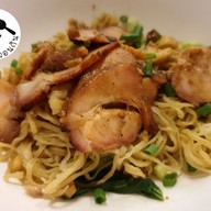 เมนูของร้าน สว่าง บะหมี่ก้ามปู sawang noodle (MICHELIN GUIDE)  สี่พระยา (Si Phraya)