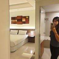 The Rich Hotel