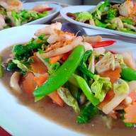 ฮานีส สวนอาหารฮาลาล