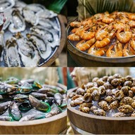 Triple Two Restaurant