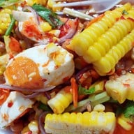 3แซ่บ ยำมะม่วงปูม้า ตลาดอินดี้