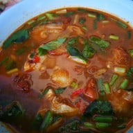 ลาบเป็ดยโส ถ.เจริญราษฎร์