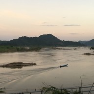 แม่โขงริเวอร์วิวรีสอร์ท​