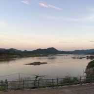 แม่โขงริเวอร์วิวรีสอร์ท​