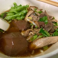 วิเชียรก๋วยเตี๋ยวเป็ด  บางขุนเทียน