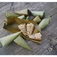 เมนูของร้าน บ้านกนกมณี ขนมเทียนเสวย