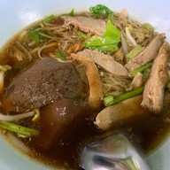 วิเชียรก๋วยเตี๋ยวเป็ด  บางขุนเทียน