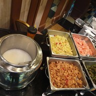 เมนูของร้าน โรงแรมศรีอู่ทองแกรนด์โฮเทล