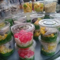 เมนูของร้าน ขนมจีบเเม่อ้วน ตลาดปากน้ำ