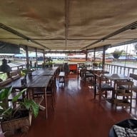 บรรยากาศ Floating Space Cafe