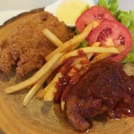 อบอุ่น เฮ้าส์