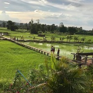 สะพานไม้ร้อยปี