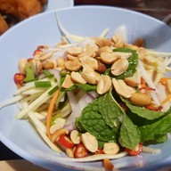 เมนูของร้าน เจ๊ผึ้ง ซีฟู๊ด
