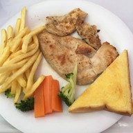 สเต็กลุงหนวด ไทรน้อย