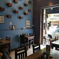 บรรยากาศ คอฟฟี่บาร์ 99