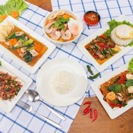 เน้นสลัด-มันหวานญี่ปุ่น-อโวคาโด ประชาราษฎร์บำเพ็ญ