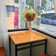 บรรยากาศ ปัญญา คาเฟ่ (Panya Café) มูลนิธิช่วยคนปัญญาอ่อนฯ ราชเทวี