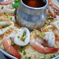 เมนูของร้าน เน้นสลัด-มันหวานญี่ปุ่น-อโวคาโด ประชาราษฎร์บำเพ็ญ