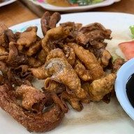 ตุ๊ก โภชนา