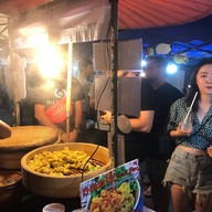 Thai style salad ยำไข่ดาว ขนมจีบคนเมือง ถนนคนเดินเชียงใหม่