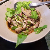 แซ่บสนั่น