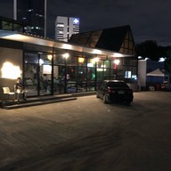 หน้าร้าน เน้นสลัด-มันหวานญี่ปุ่น-อโวคาโด ประชาราษฎร์บำเพ็ญ