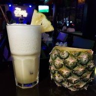 เมนูของร้าน เน้นสลัด-มันหวานญี่ปุ่น-อโวคาโด ประชาราษฎร์บำเพ็ญ