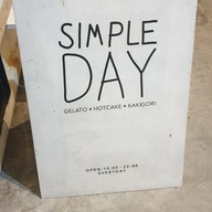 SIMPLE DAY GELATO & CHOCOLATE เดอะบล๊อค ราชพฤกษ์