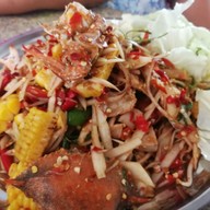 ไก่ย่างวิเชียรบุรีอุ๊&ฝน