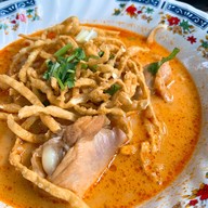 เมนูของร้าน ข้าวซอย ลุงประกิจกาดก้อม
