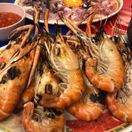 เมนูของร้าน ลาบอุบล-วาริน ป๋าอู๊ด