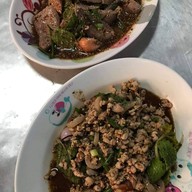 เมนูของร้าน ลาบอุบล-วาริน ป๋าอู๊ด