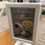 เมนู Tree House Cafe & Restaurant