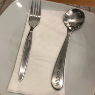 Tree House Cafe & Restaurant