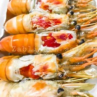 แซ่บเลียศอก กุ้งเผาหัวมันแก้ว (ใช้กุ้งเป็น) ตลาดอินดี้ปิ่นเกล้า ซอย3