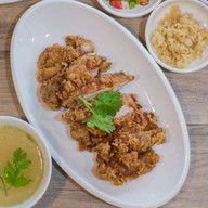 เมนูของร้าน ข้าวมันไก่เฉิงกง เสือป่า