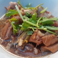 เมนูของร้าน ขาหมูพิพัฒน์ สีลม