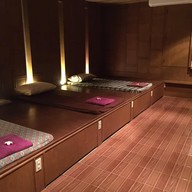 Unyada spa massage & nails
